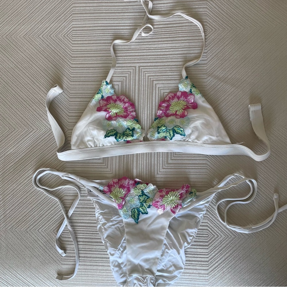 Rare Beach Bunny Bikini S - Picture 4 of 9